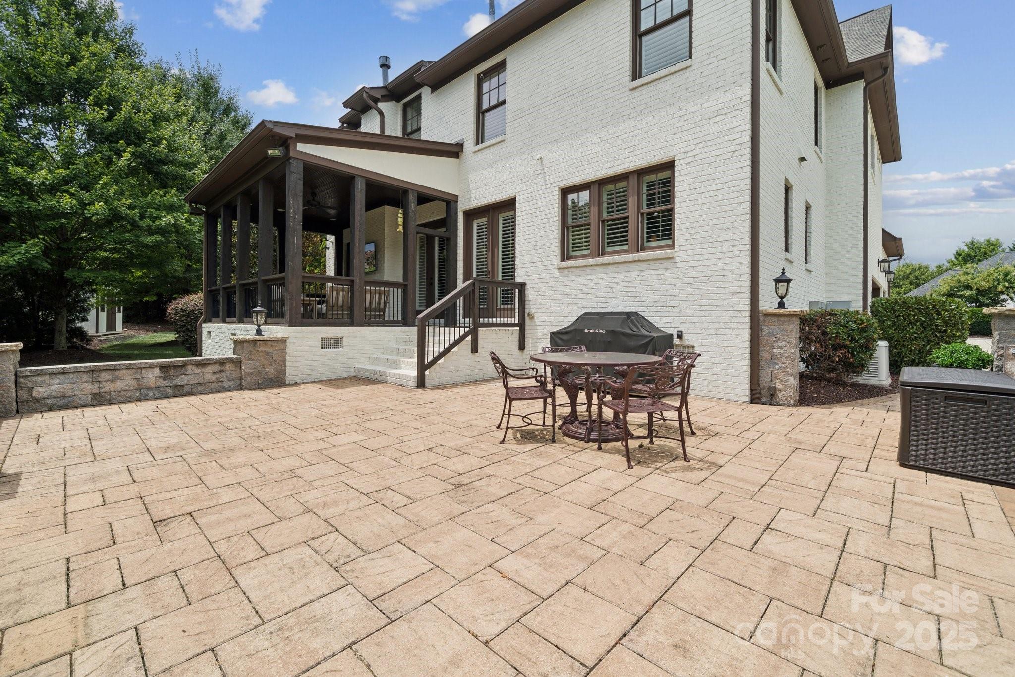 2145 Foxcroft Woods Lane