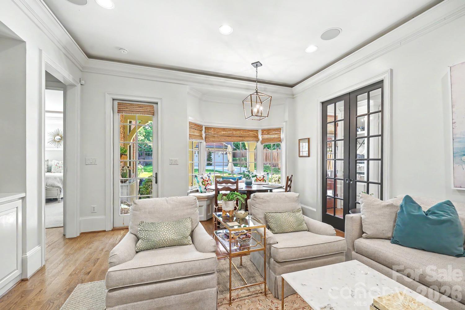 2744 Normandy Road