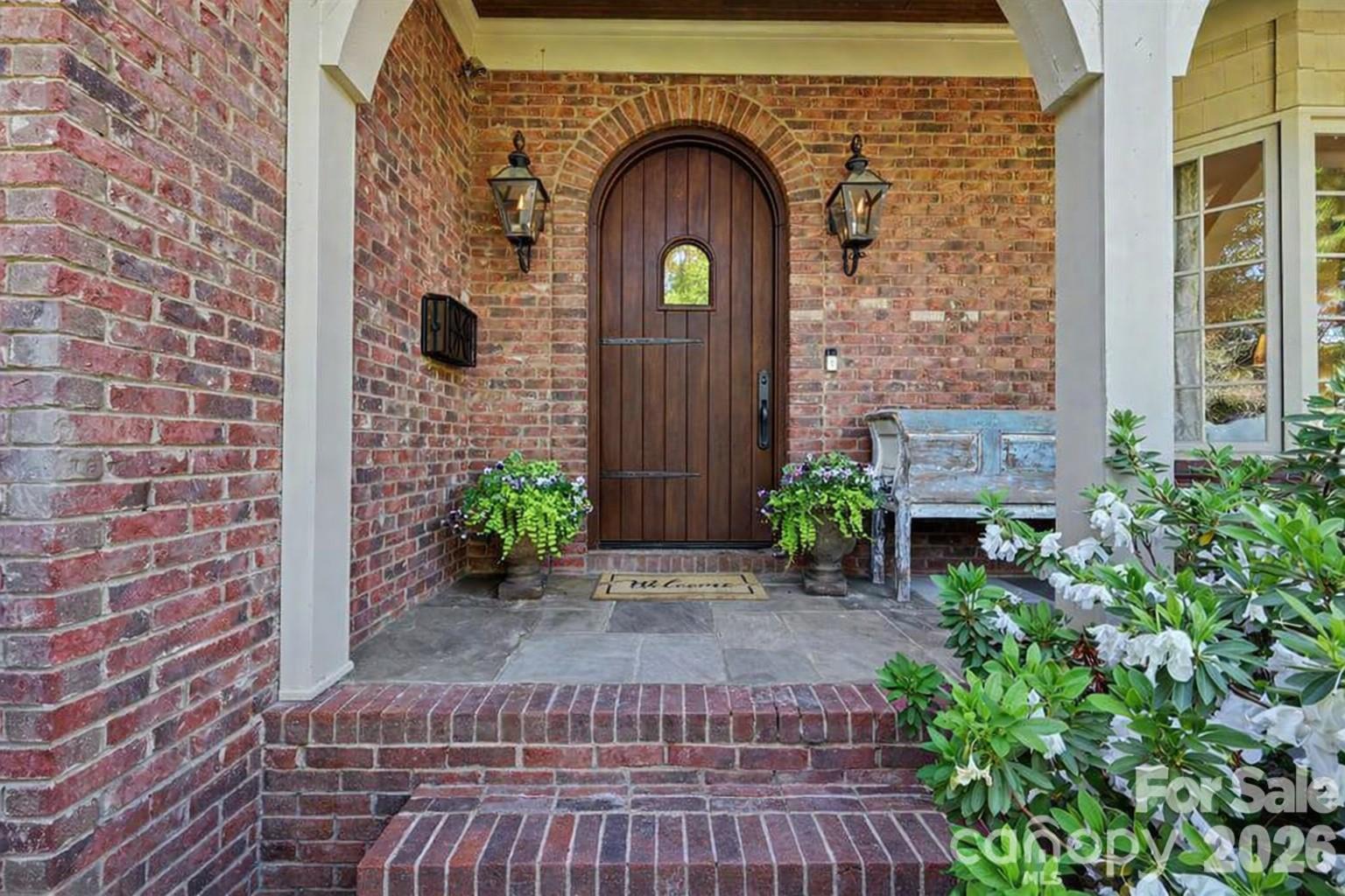 2744 Normandy Road