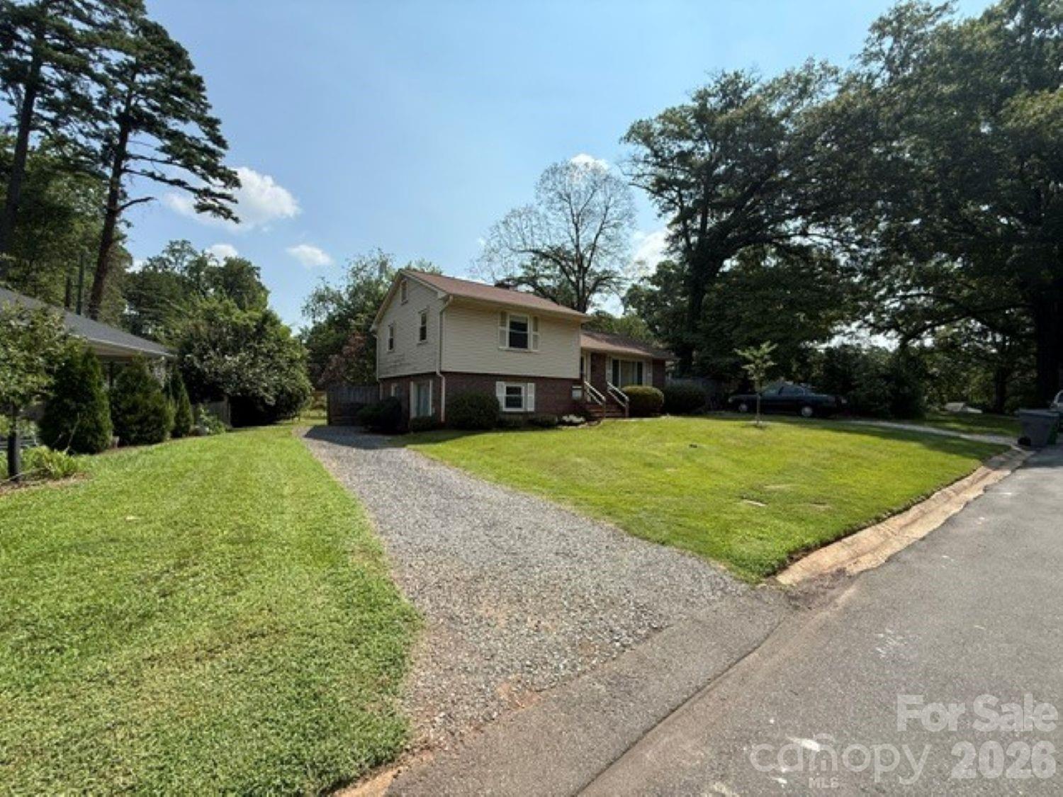 5023 Furman Place