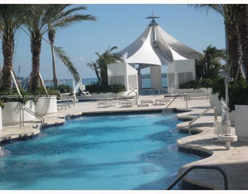 244 Biscayne Blvd # 3908