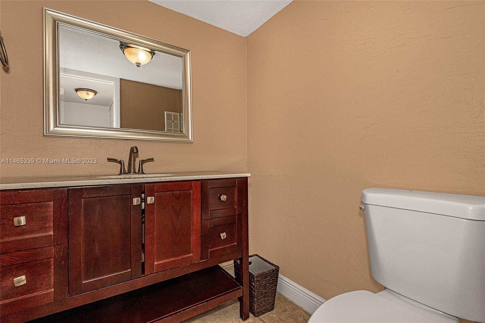 4700 SW 67th Ave # P8