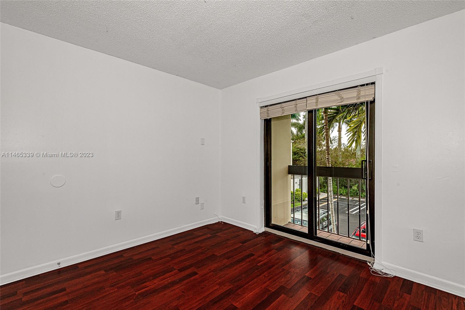 4700 SW 67th Ave # P8