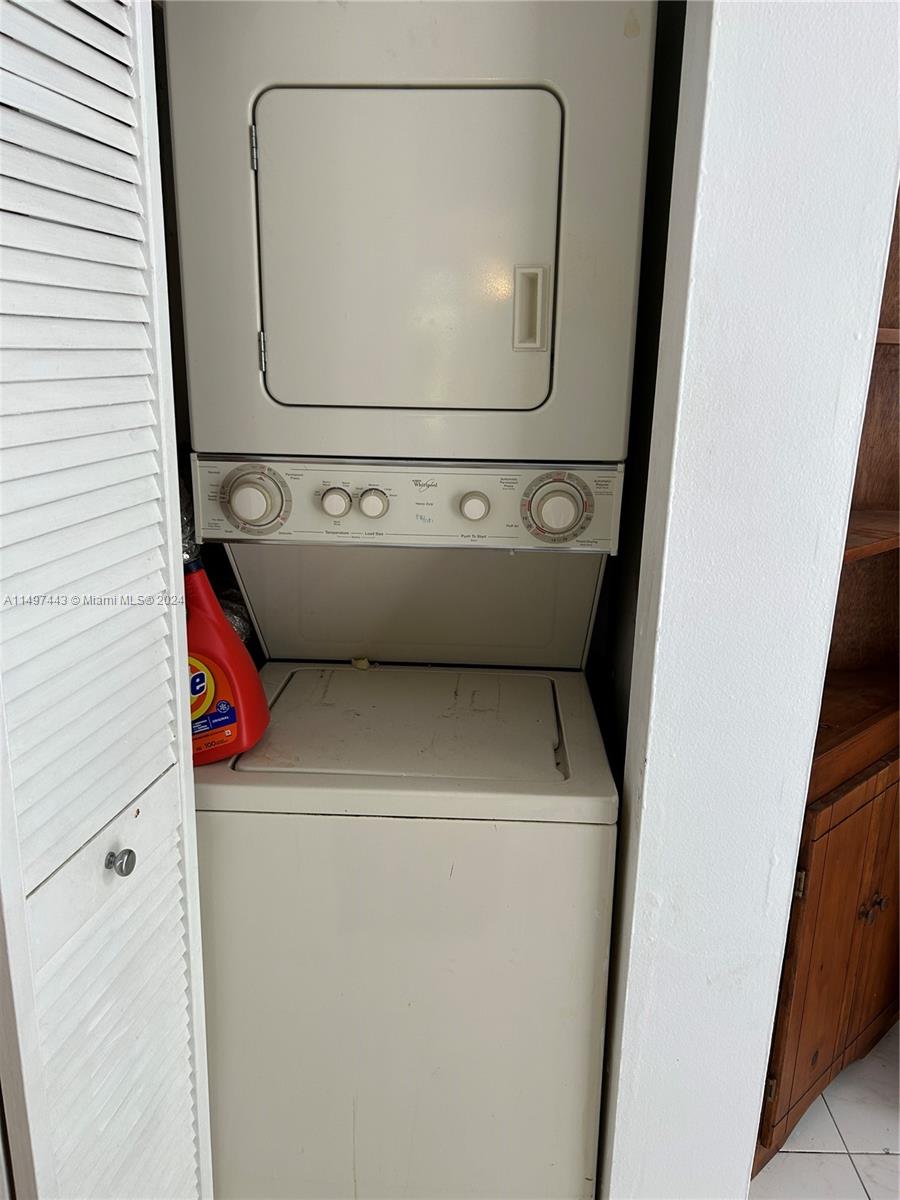 4700 SW 67th Ave # P19