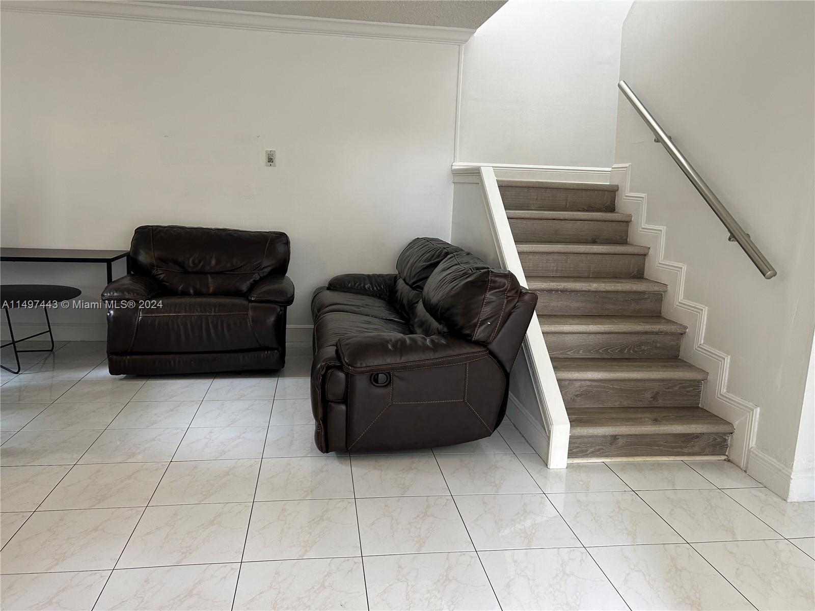 4700 SW 67th Ave # P19