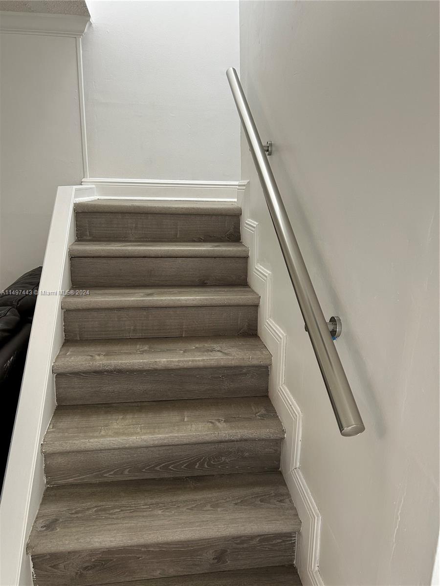 4700 SW 67th Ave # P19