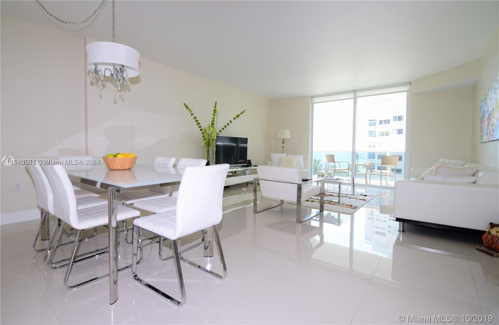 10275 Collins Ave # 521