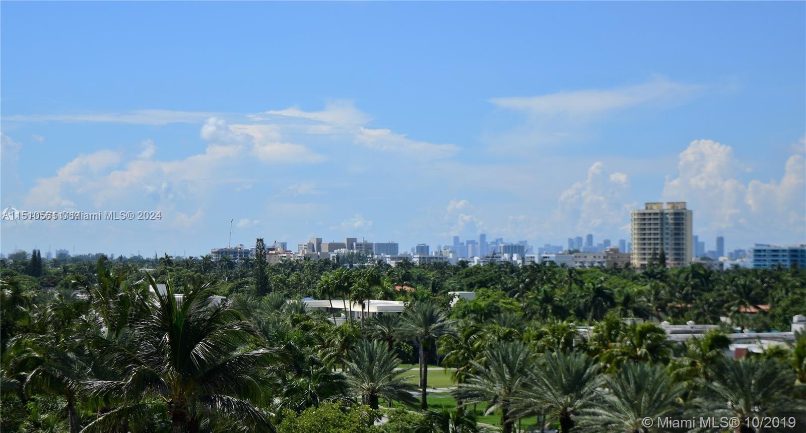 10275 Collins Ave # 521