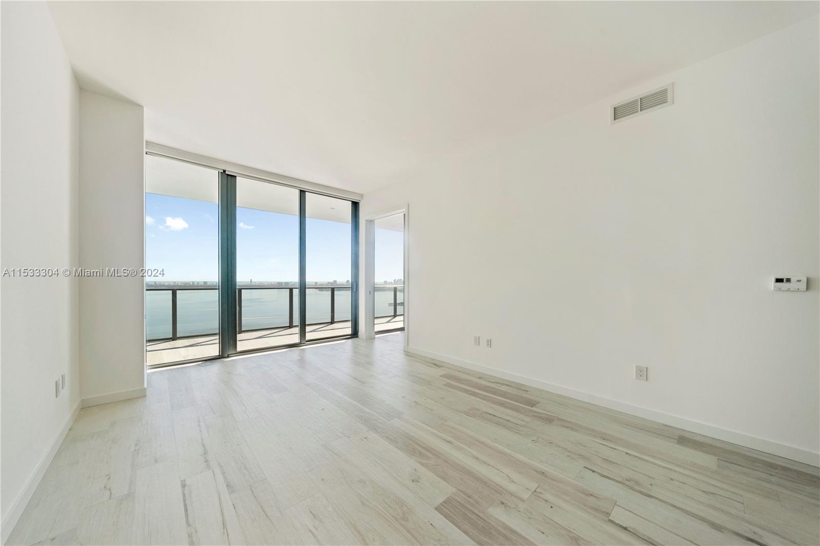 480 NE 31st St # 2202