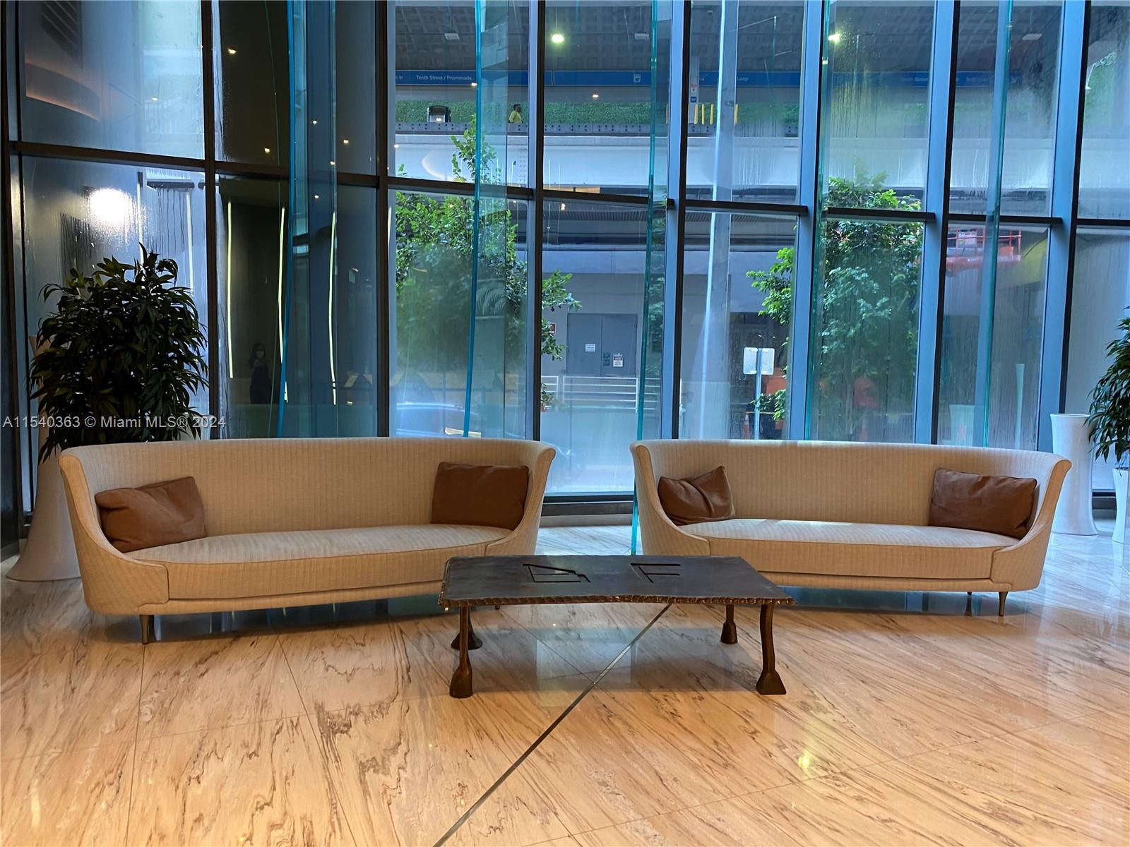 1000 Brickell Plz # 2604