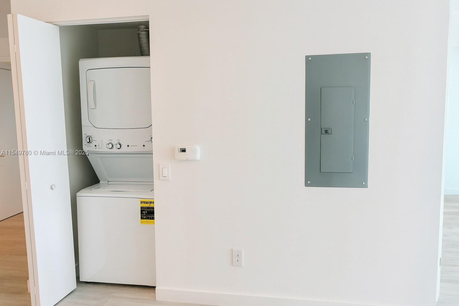 501 NE 31st St # 3004