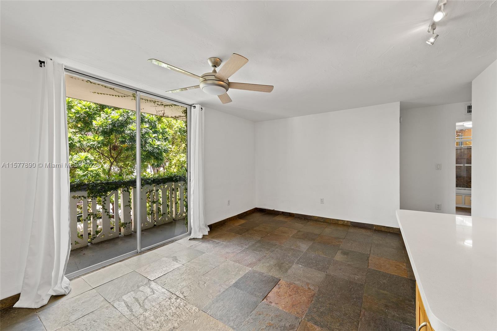 921 Jefferson Ave # 2A