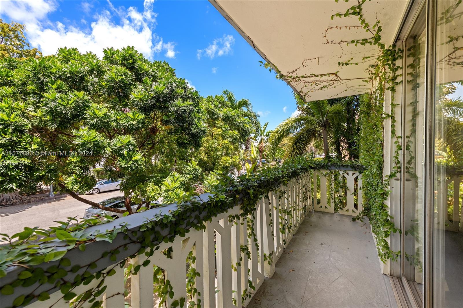 921 Jefferson Ave # 2A