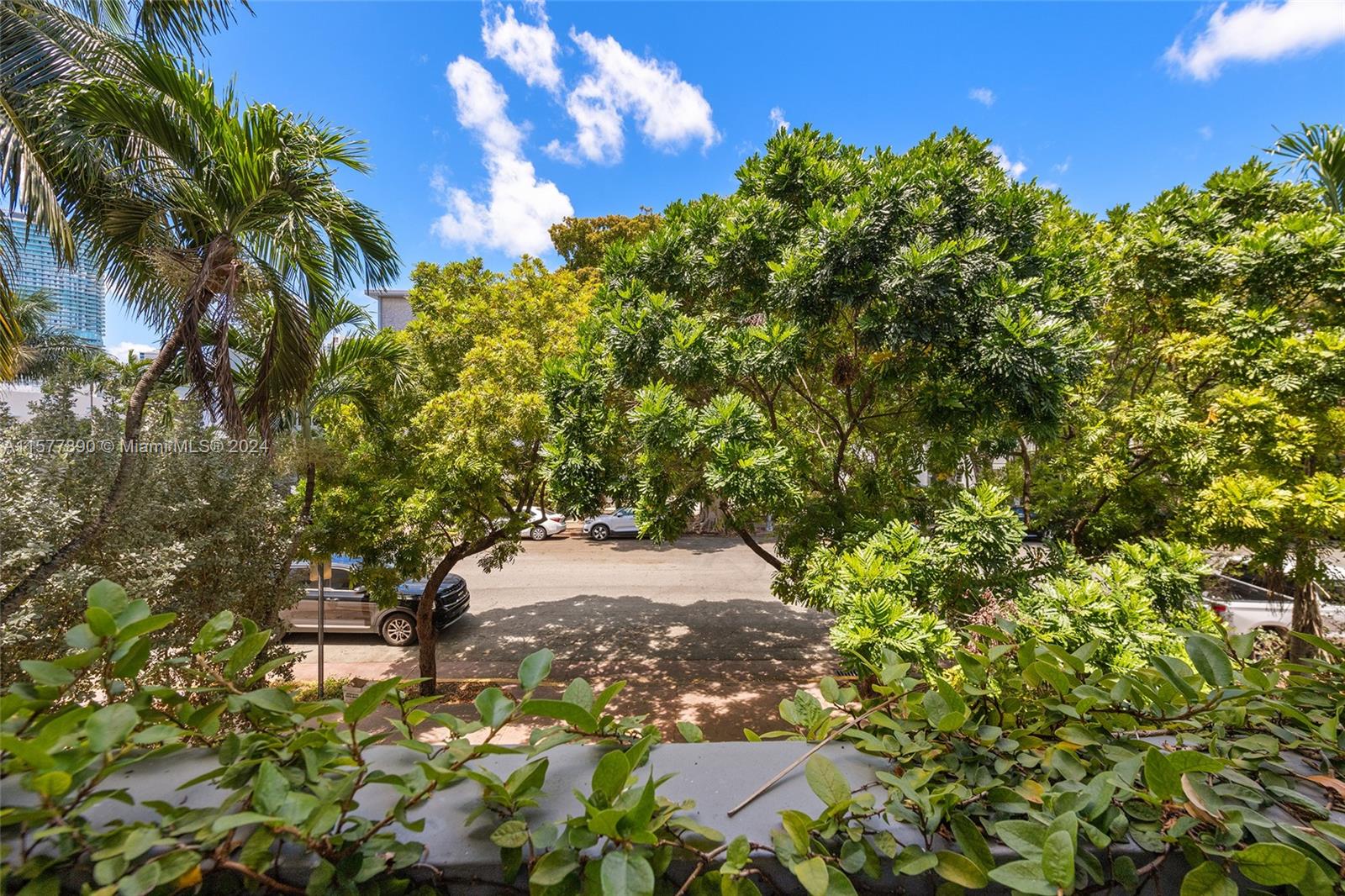 921 Jefferson Ave # 2A