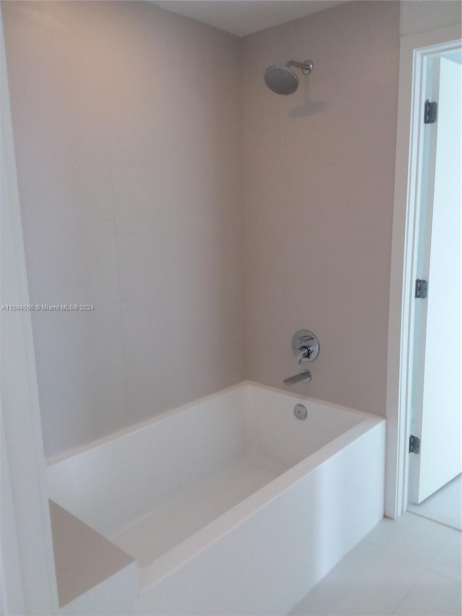 501 NE 31st St # 3210