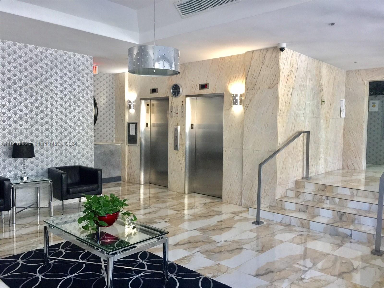 1255 Collins Ave # 707