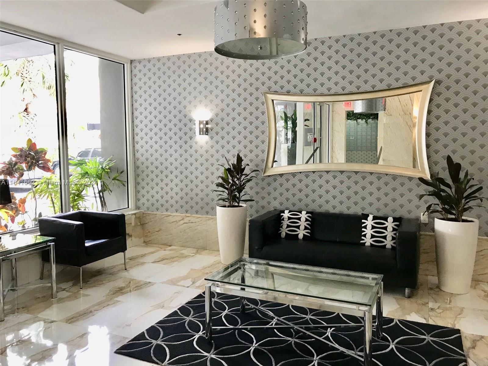 1255 Collins Ave # 707