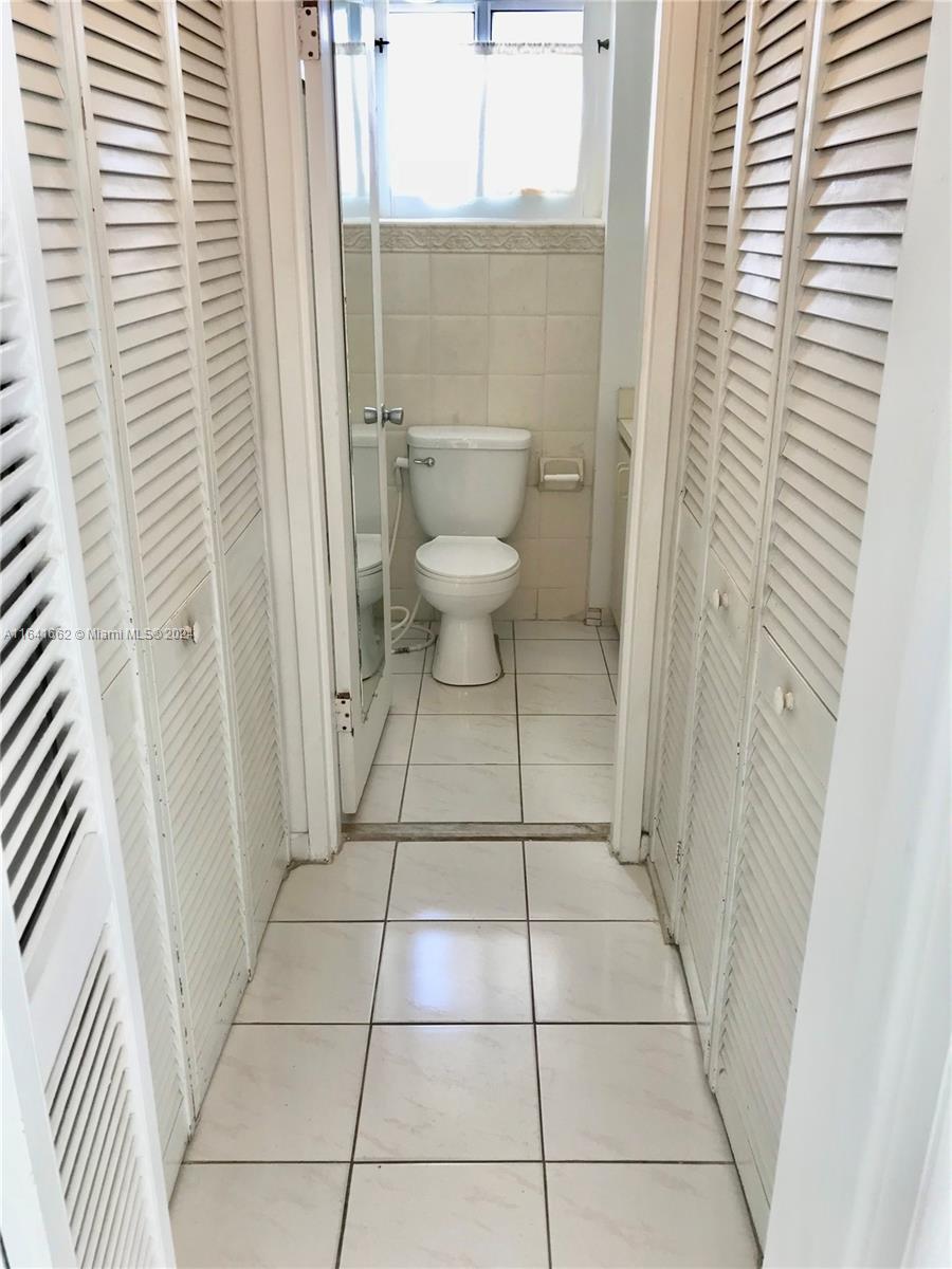 1255 Collins Ave # 707