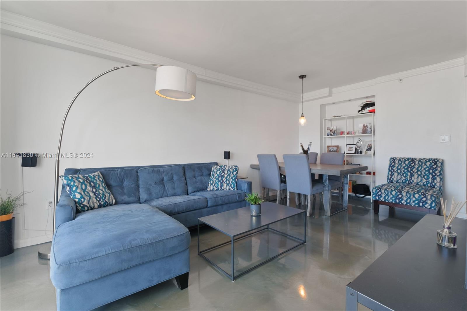 1688 West Ave # 07 Unit: PH-07