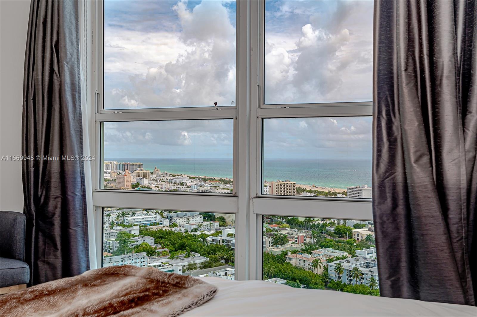 90 Alton Rd Unit: PH3205