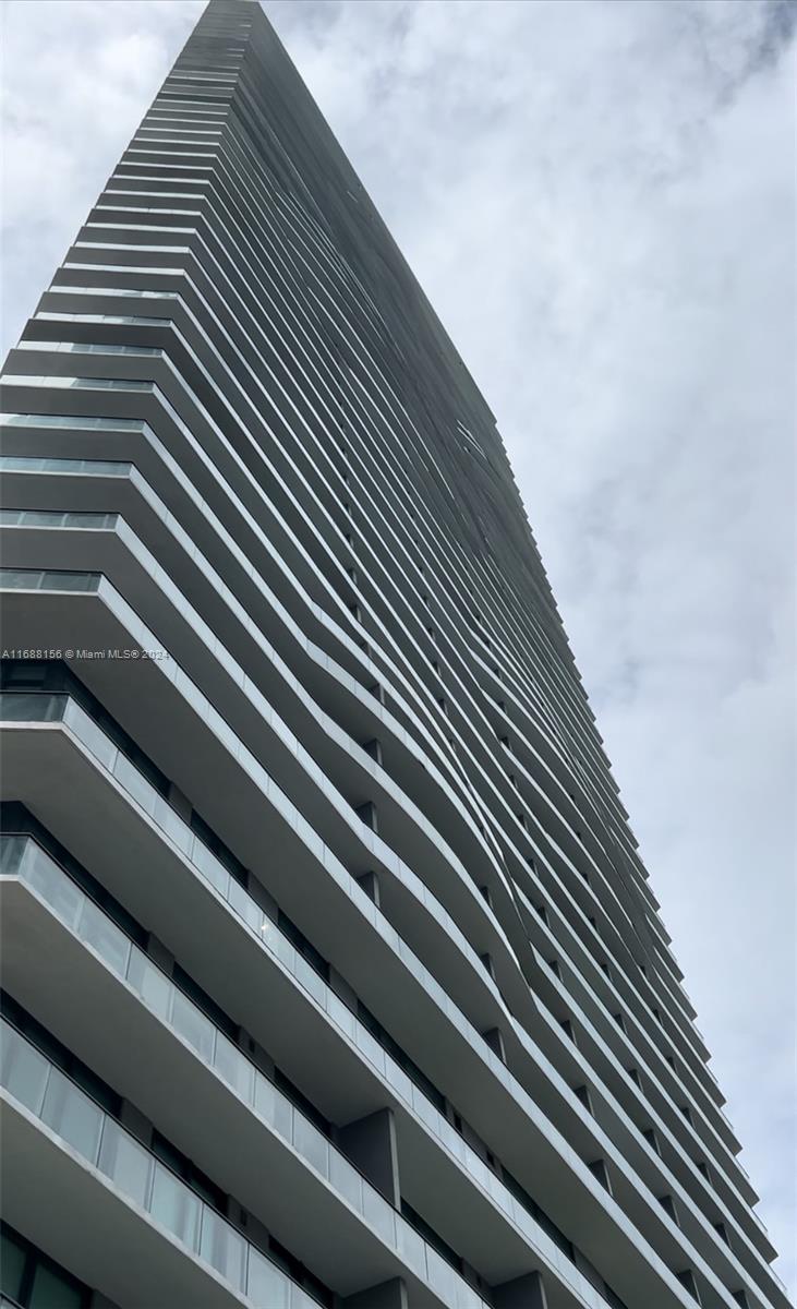 501 NE 31st St # 2203