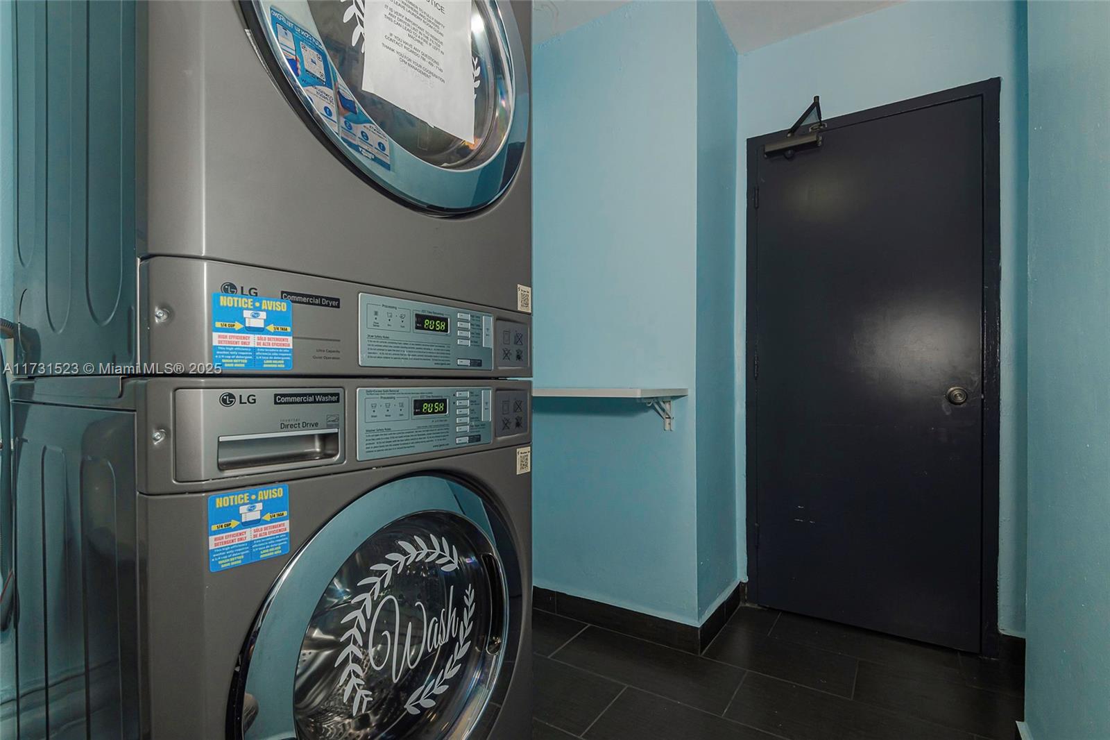 1255 Collins Ave # 304