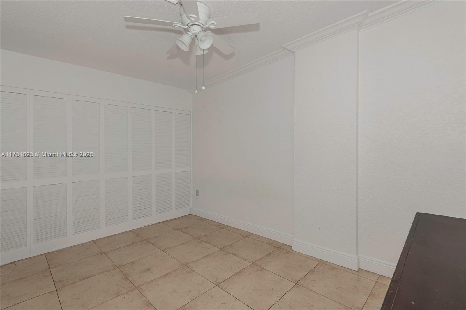 1255 Collins Ave # 304