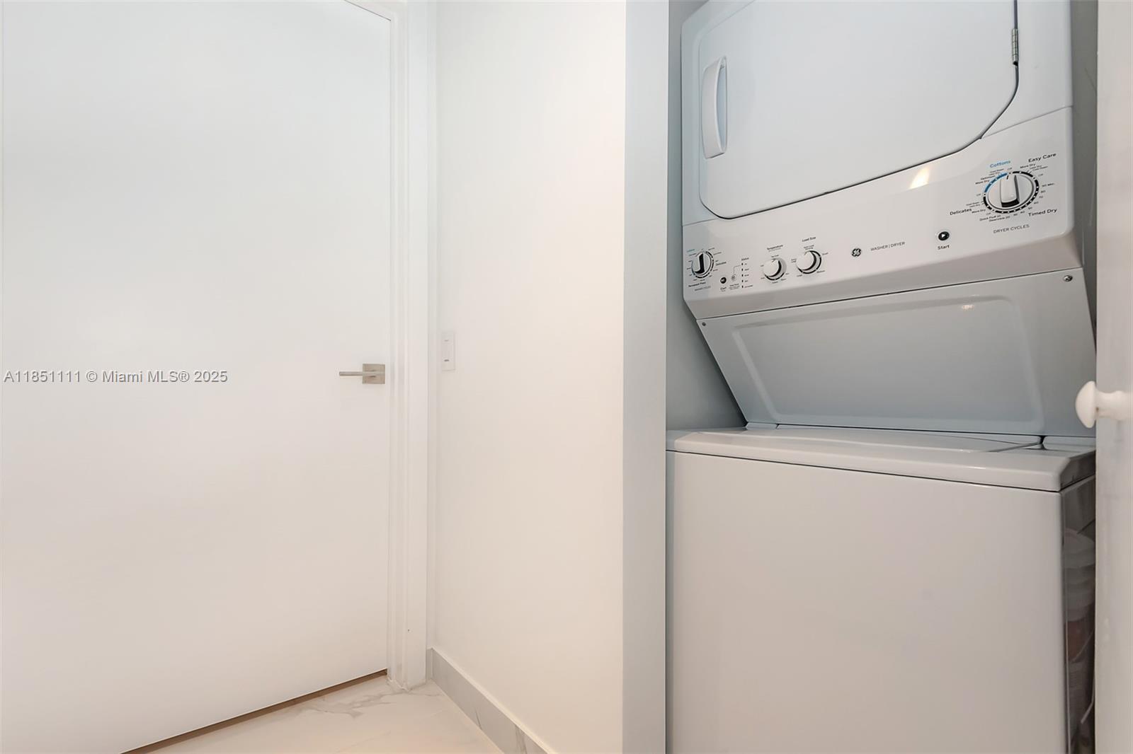 3131 NE 7th Ave # 2104