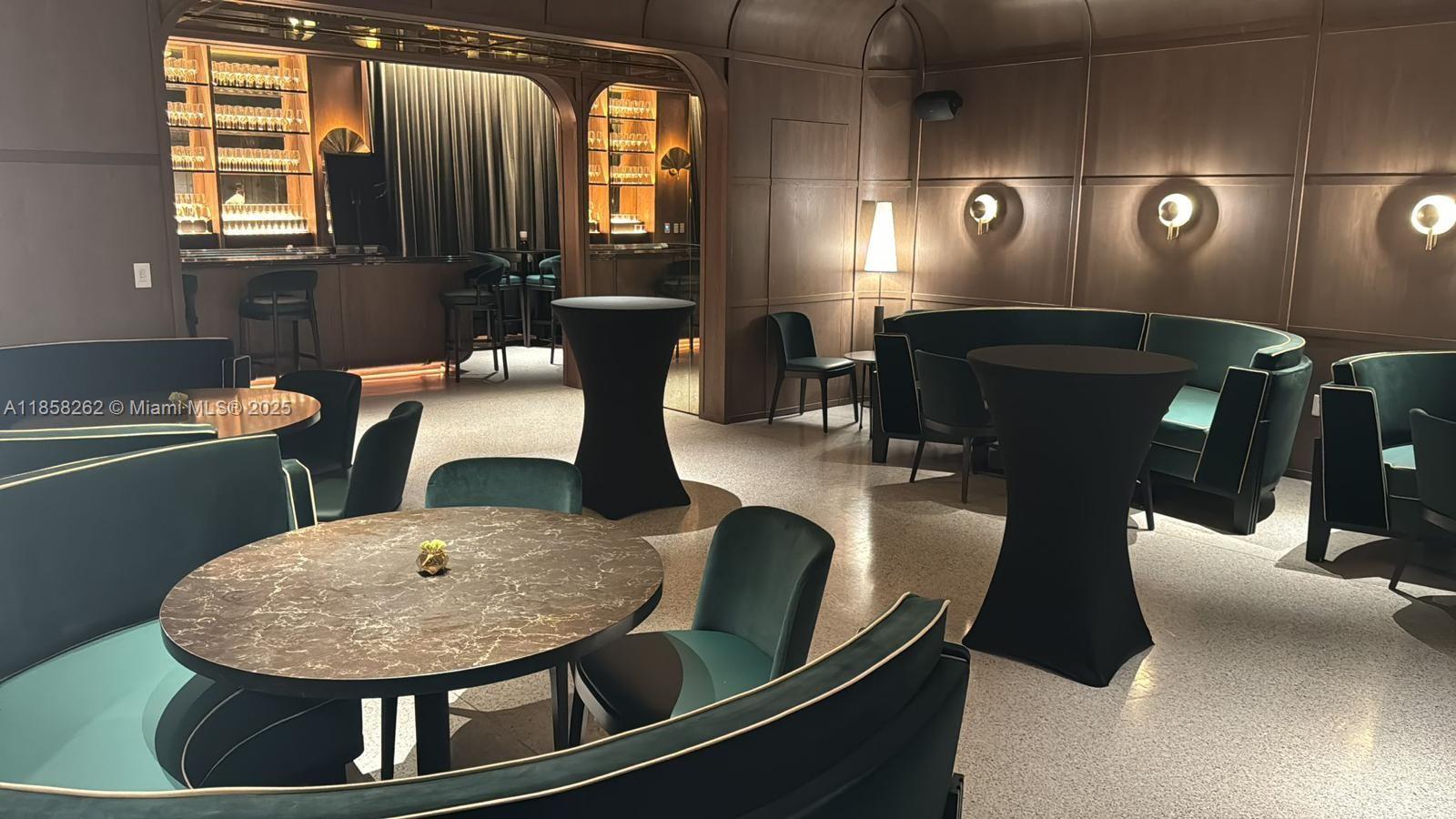 159 NE 6th St # 2512