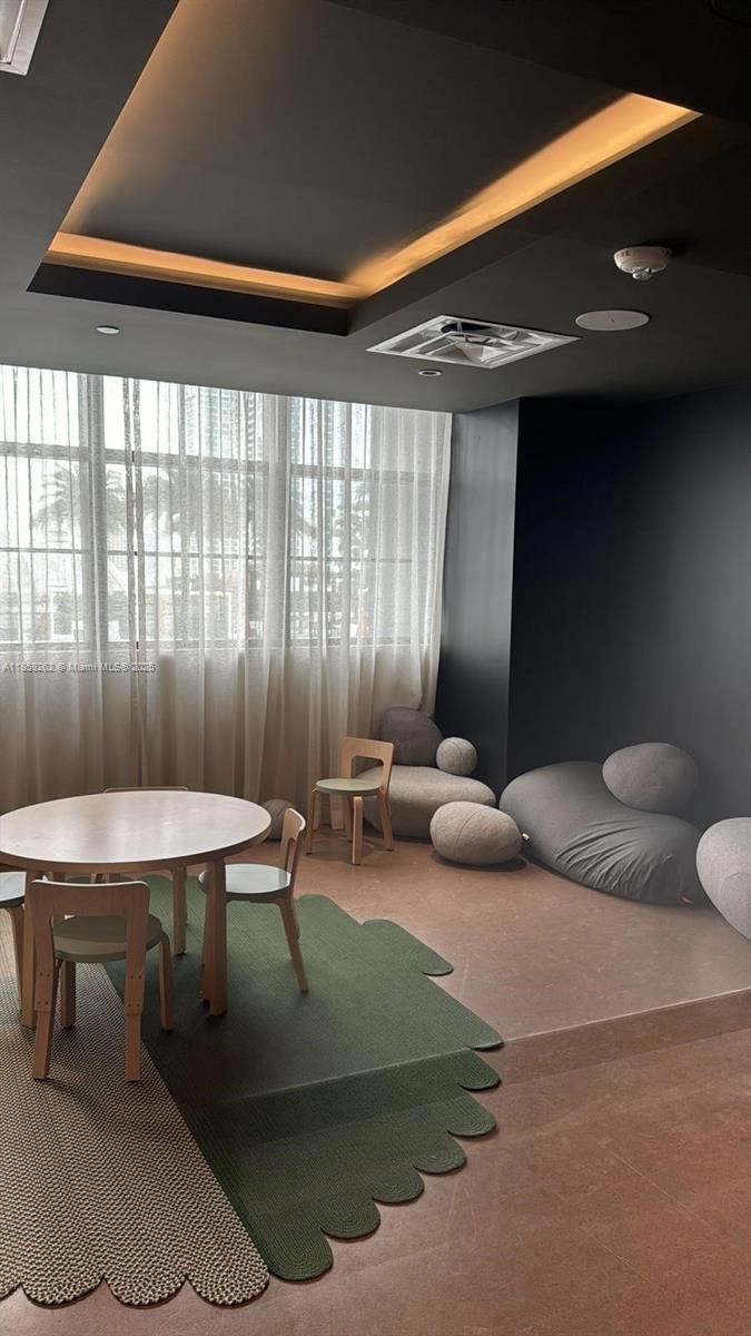 159 NE 6th St # 2512