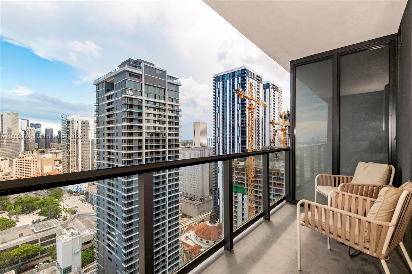 159 NE 6th St # 2512