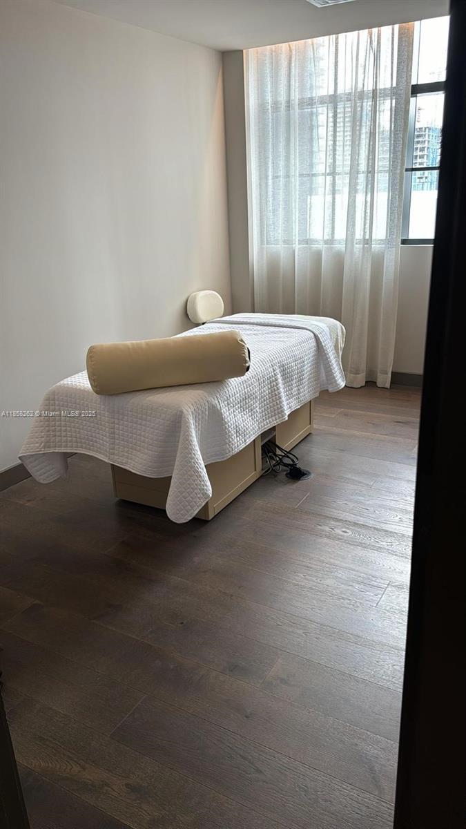 159 NE 6th St # 2512