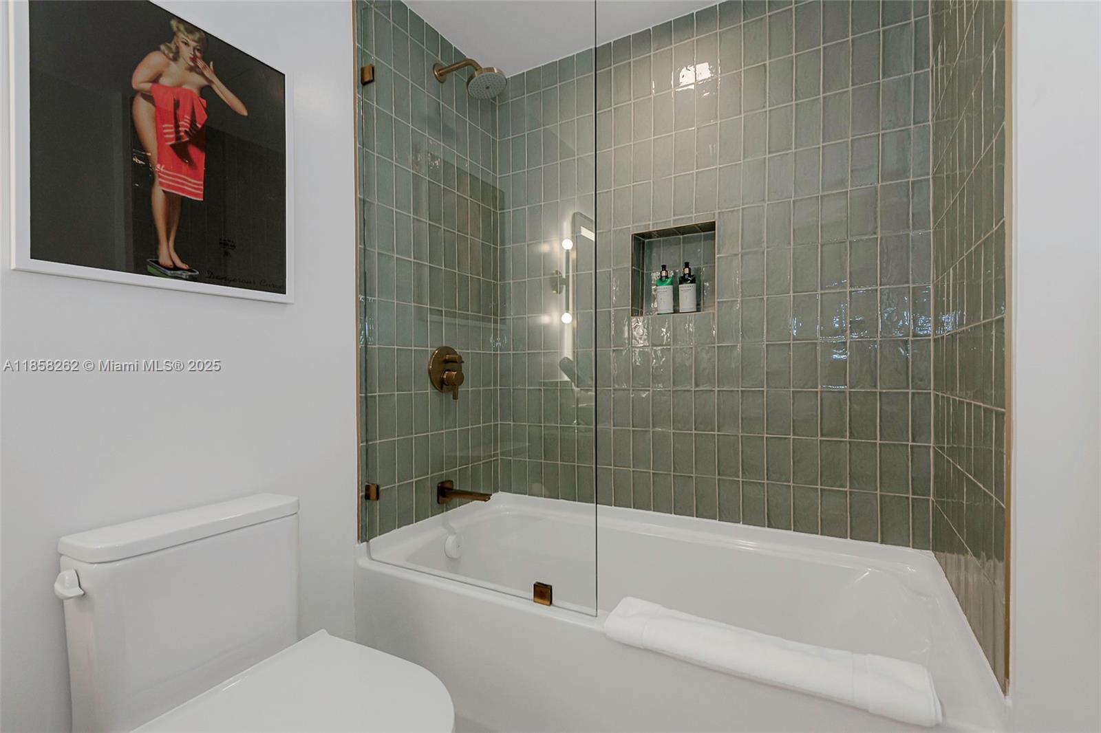 159 NE 6th St # 2512