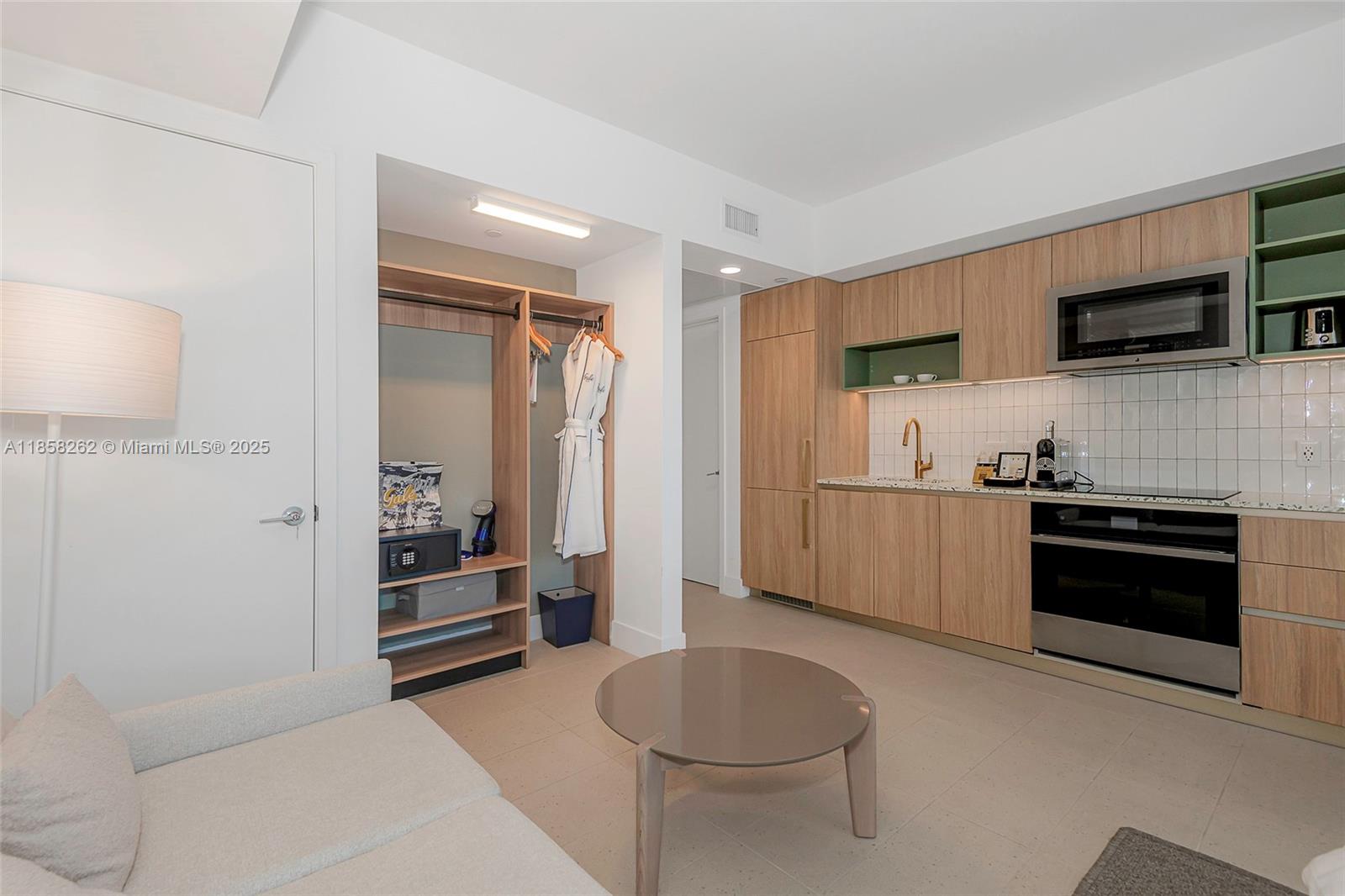 159 NE 6th St # 2512