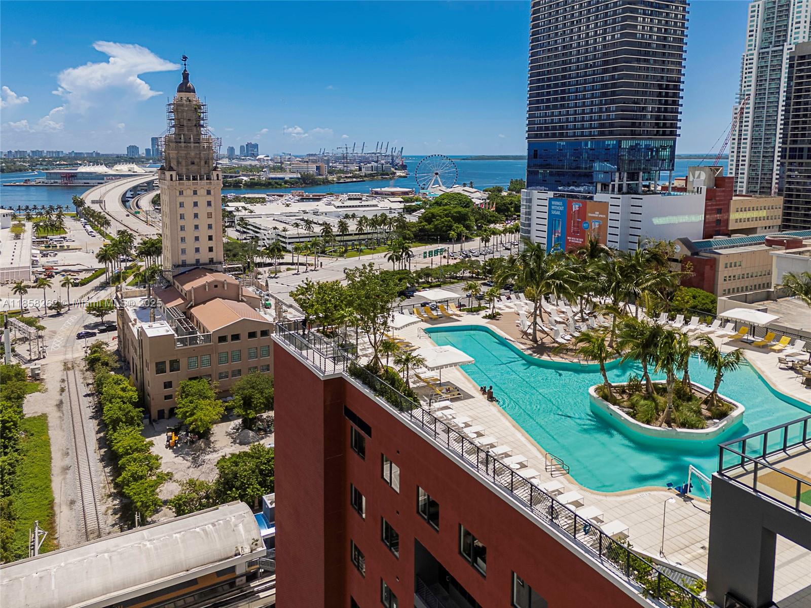 159 NE 6th St # 2512