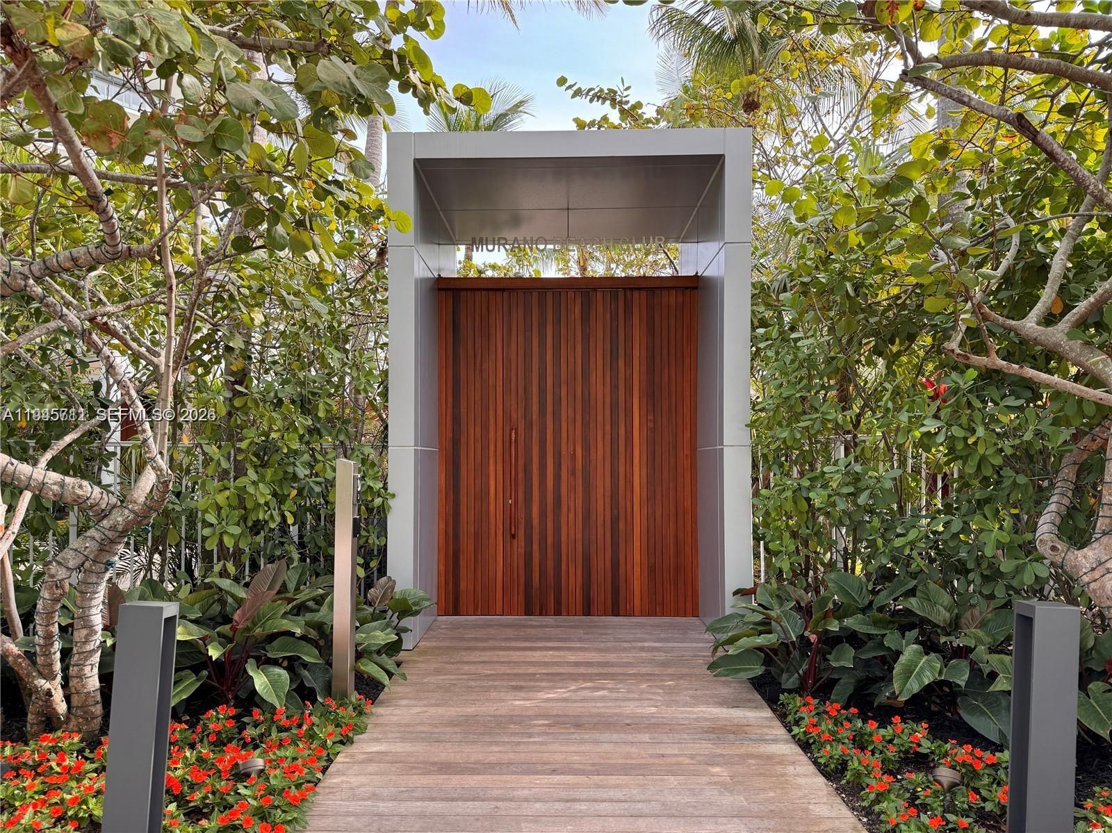 1000 S Pointe Dr # 1606