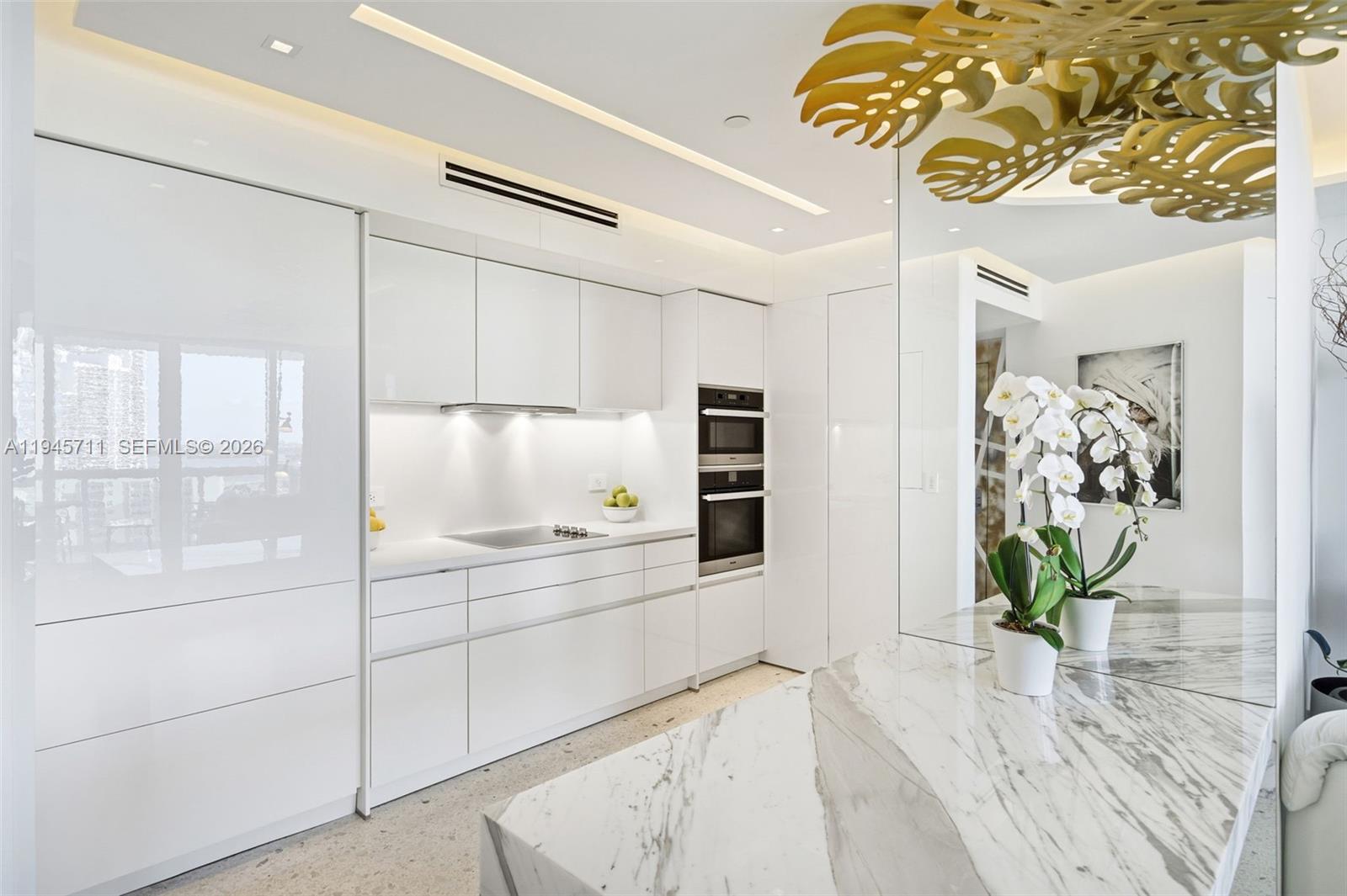 1000 S Pointe Dr # 1606