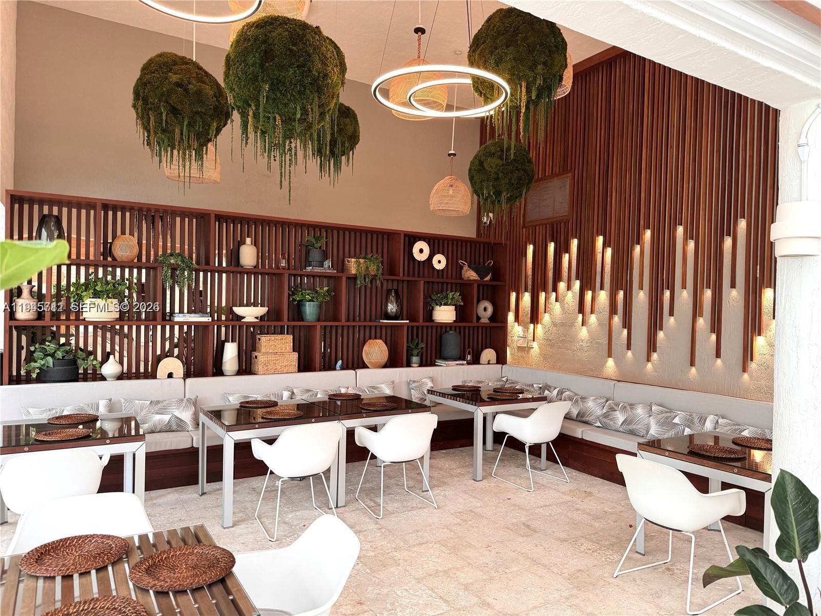 1000 S Pointe Dr # 1606