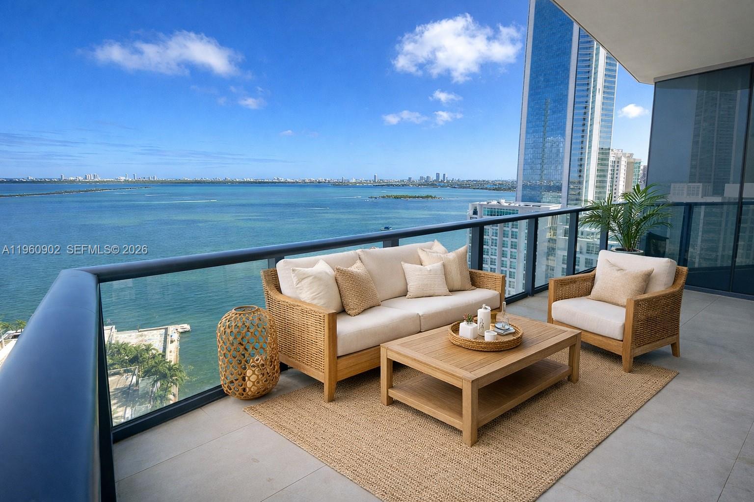 460 NE 28th St # 2401