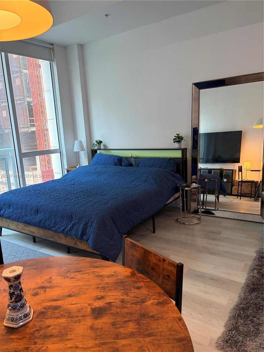 244 Biscayne Blvd # 341