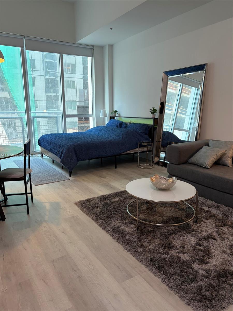 244 Biscayne Blvd # 341