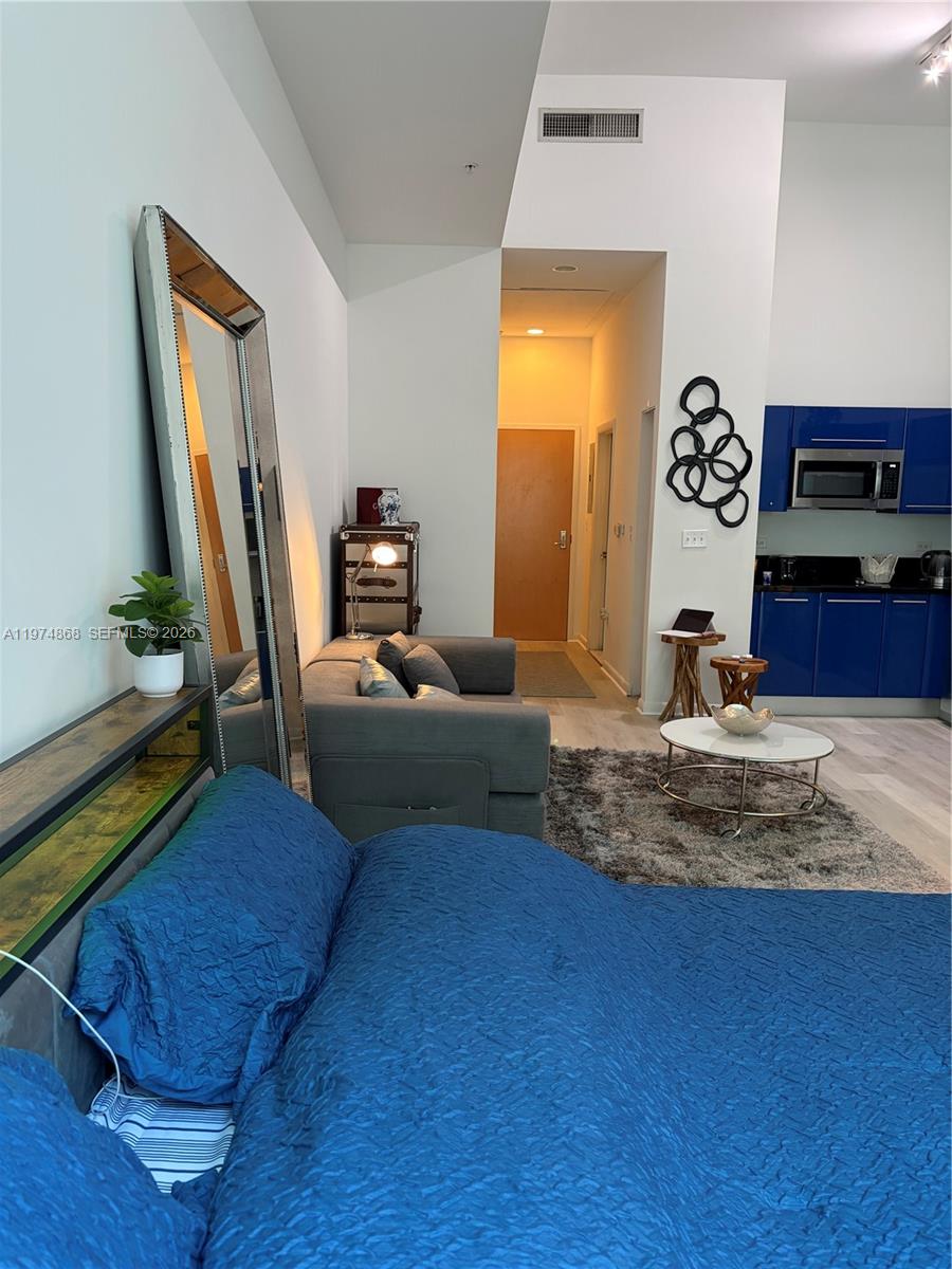 244 Biscayne Blvd # 341