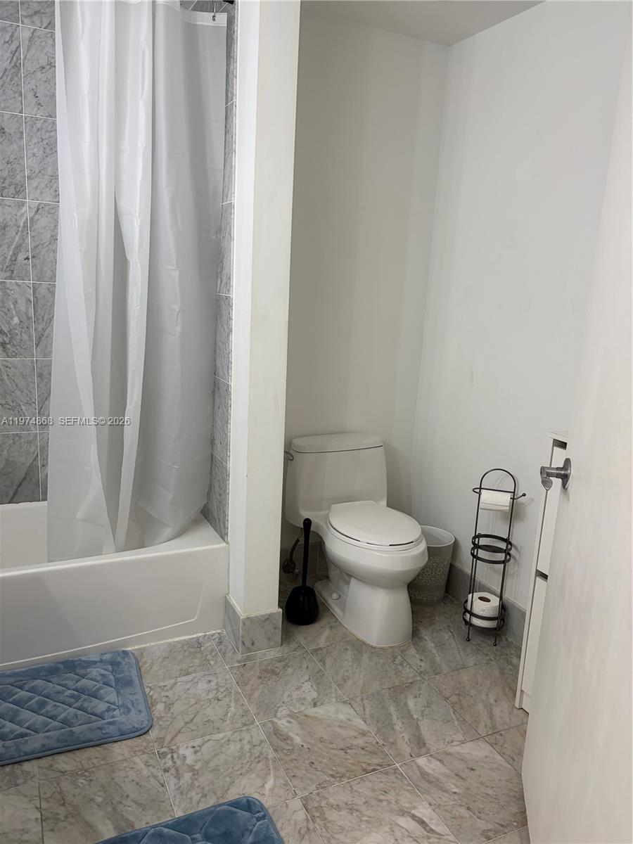 244 Biscayne Blvd # 341