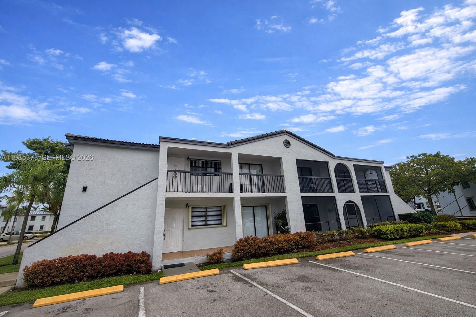 18216 Mediterranean Blvd # 19 Unit: 1-19