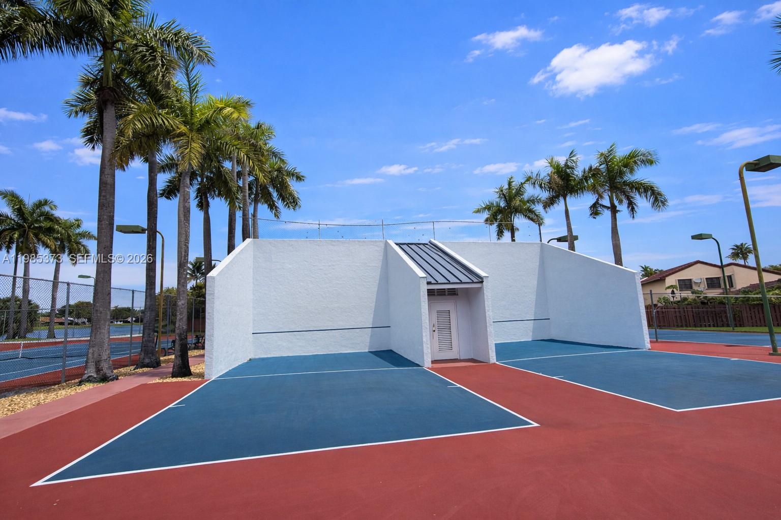 18216 Mediterranean Blvd # 19 Unit: 1-19