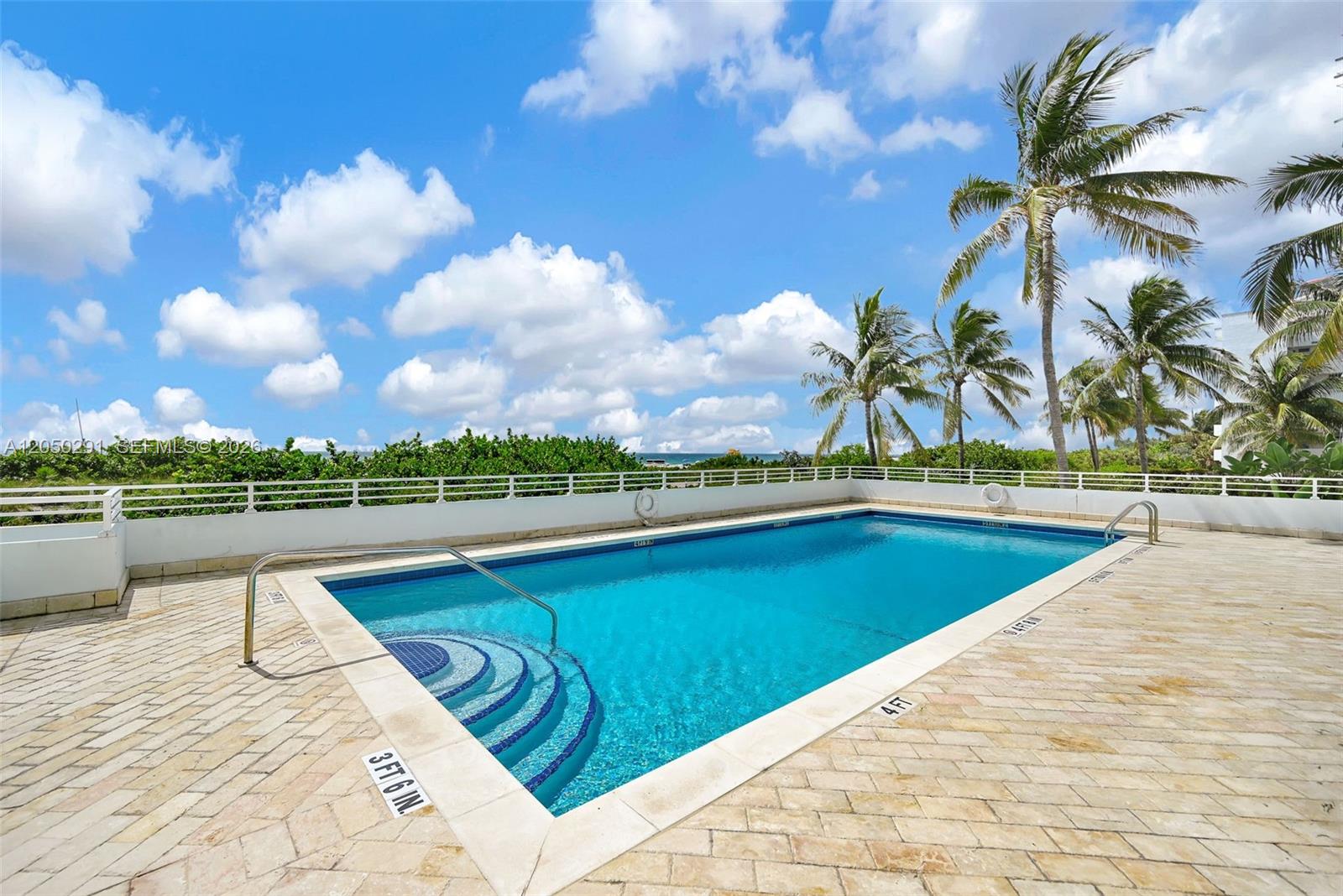 345 Ocean Dr # 623