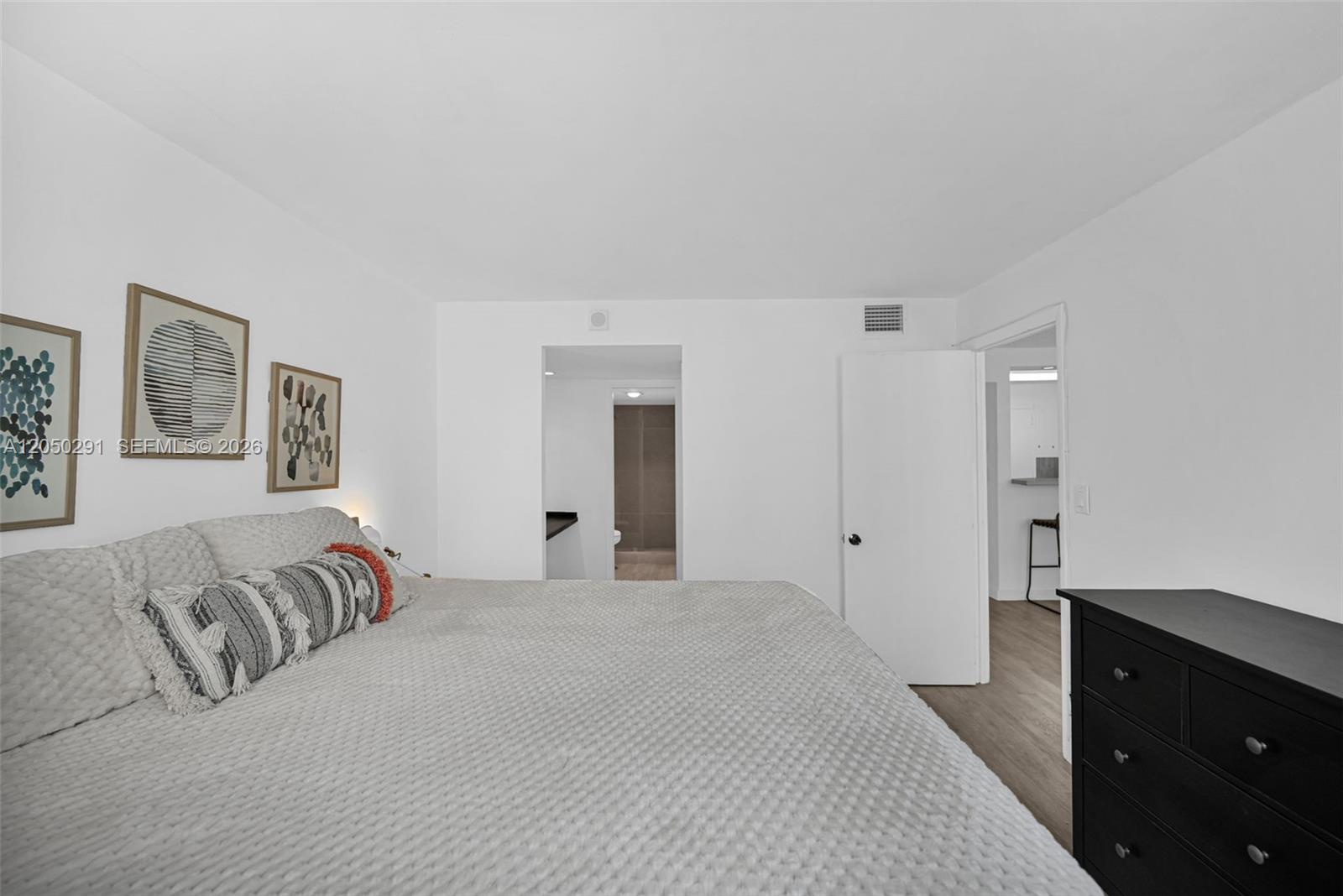 345 Ocean Dr # 623