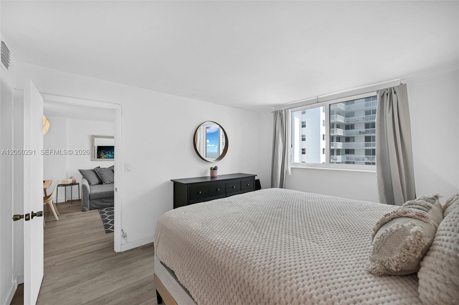 345 Ocean Dr # 623