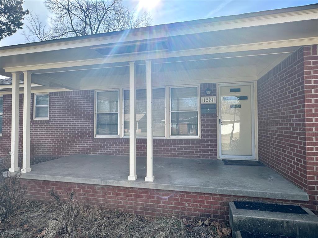 1224 Westlawn Drive