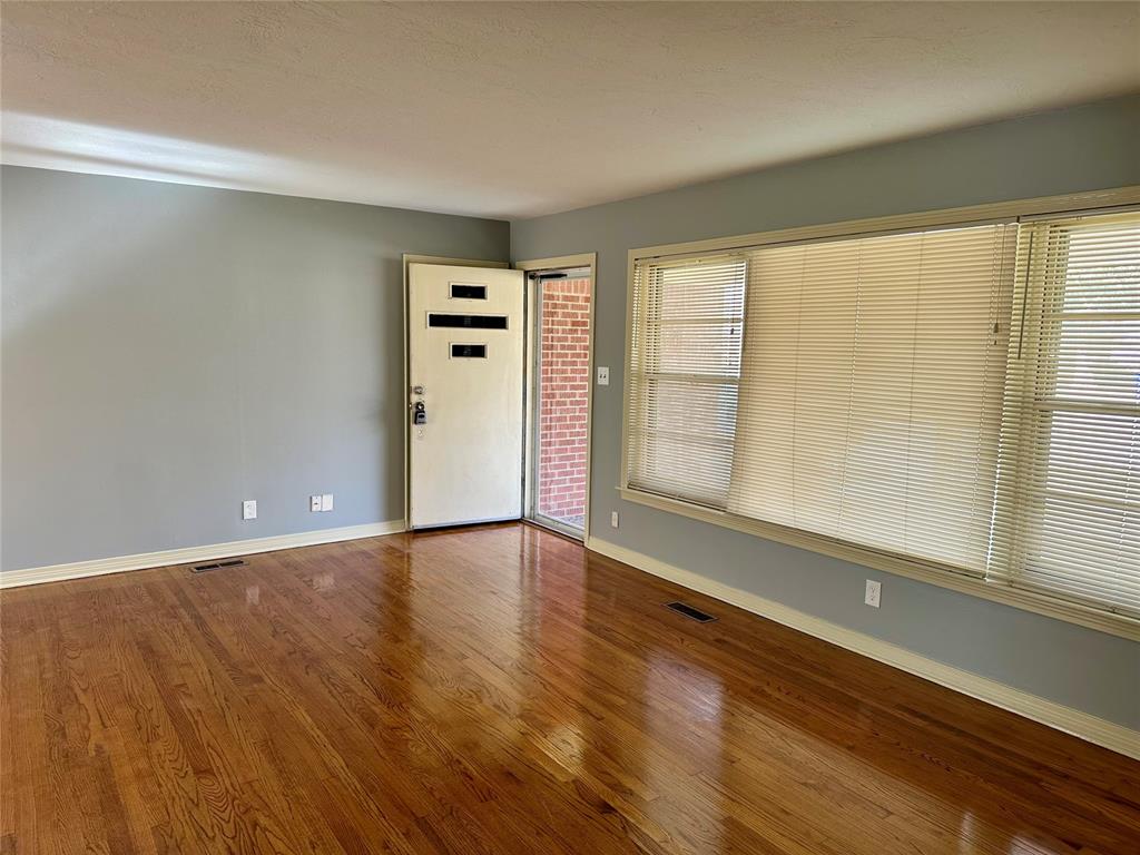 1224 Westlawn Drive